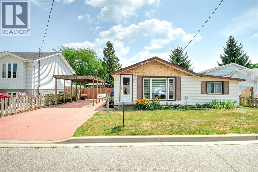 291 Murray, Amherstburg — photograph 2