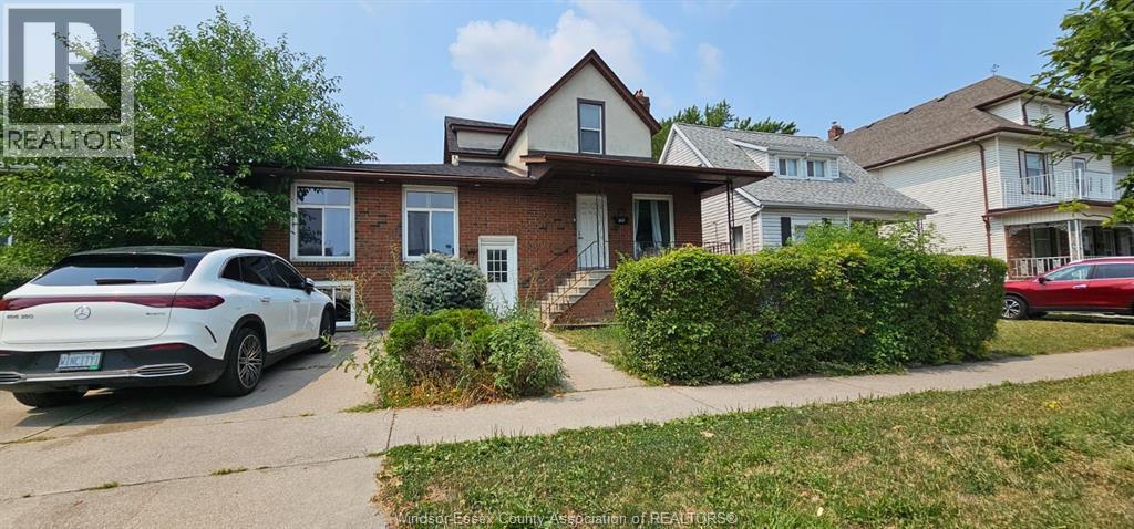 1141 Howard #UPPER, Windsor — photograph 2