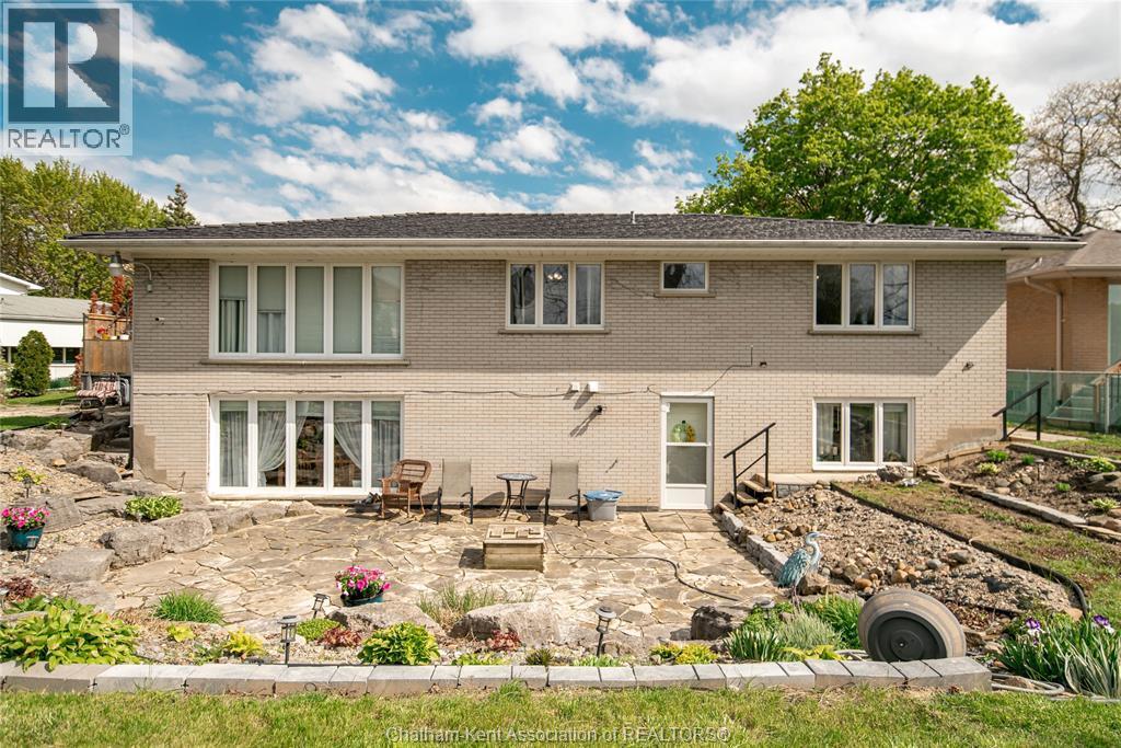 39 Chippewa Drive, Chatham — photograph 3
