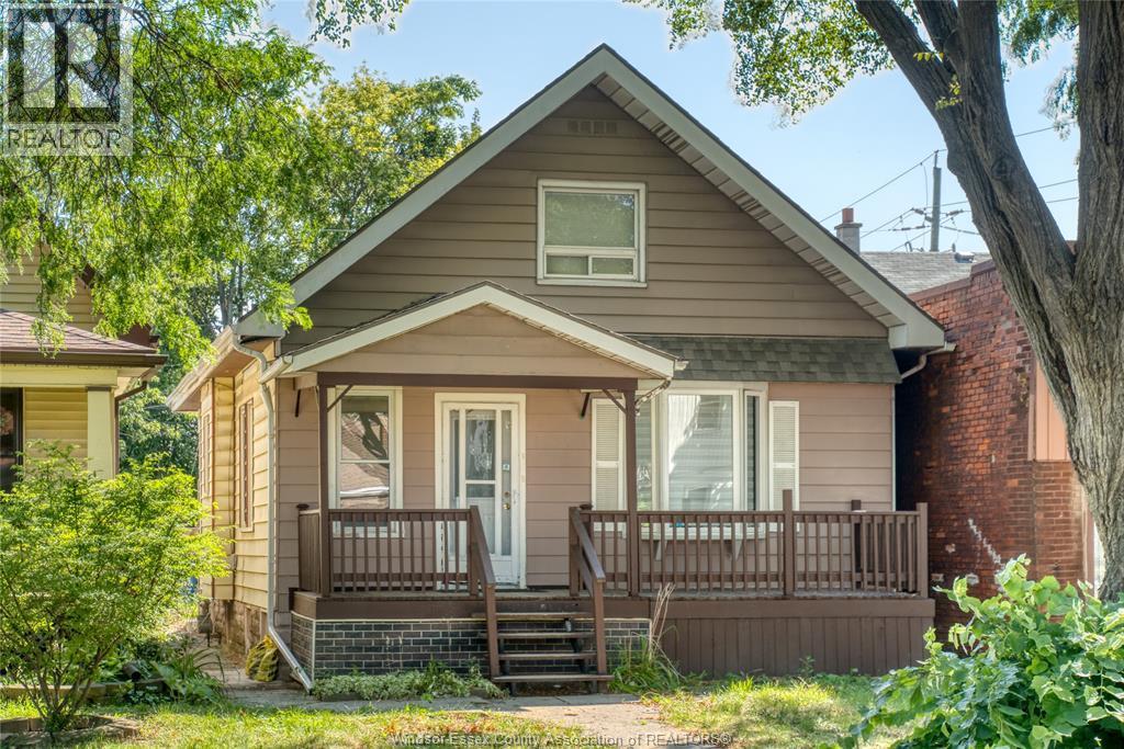 1488 Lincoln, Windsor — primary photograph