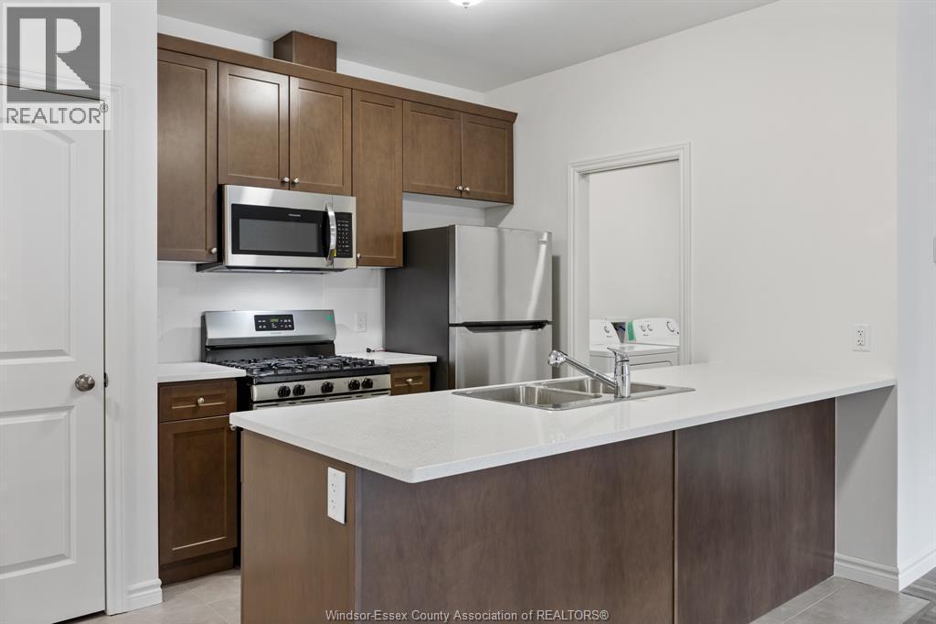 1888 Westview Park Boulevard #316, LaSalle — photograph 2
