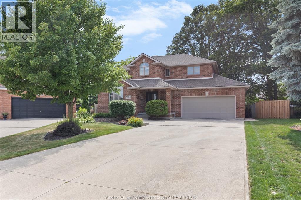 144 Pheasant Run, Lakeshore — primary photograph