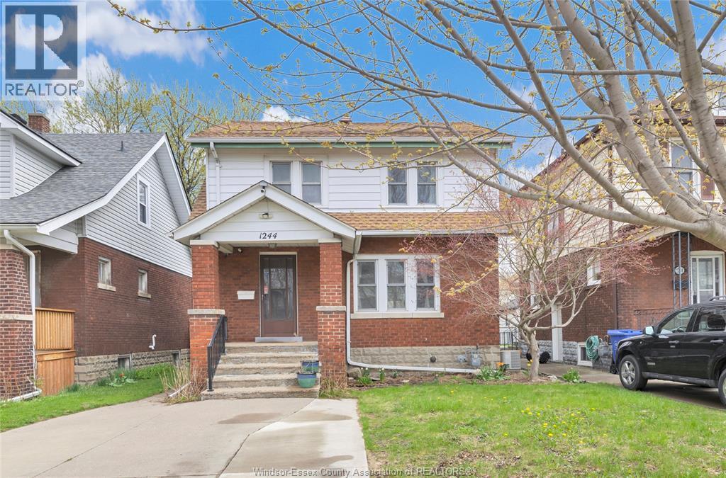 1244 Marentette, Windsor — primary photograph