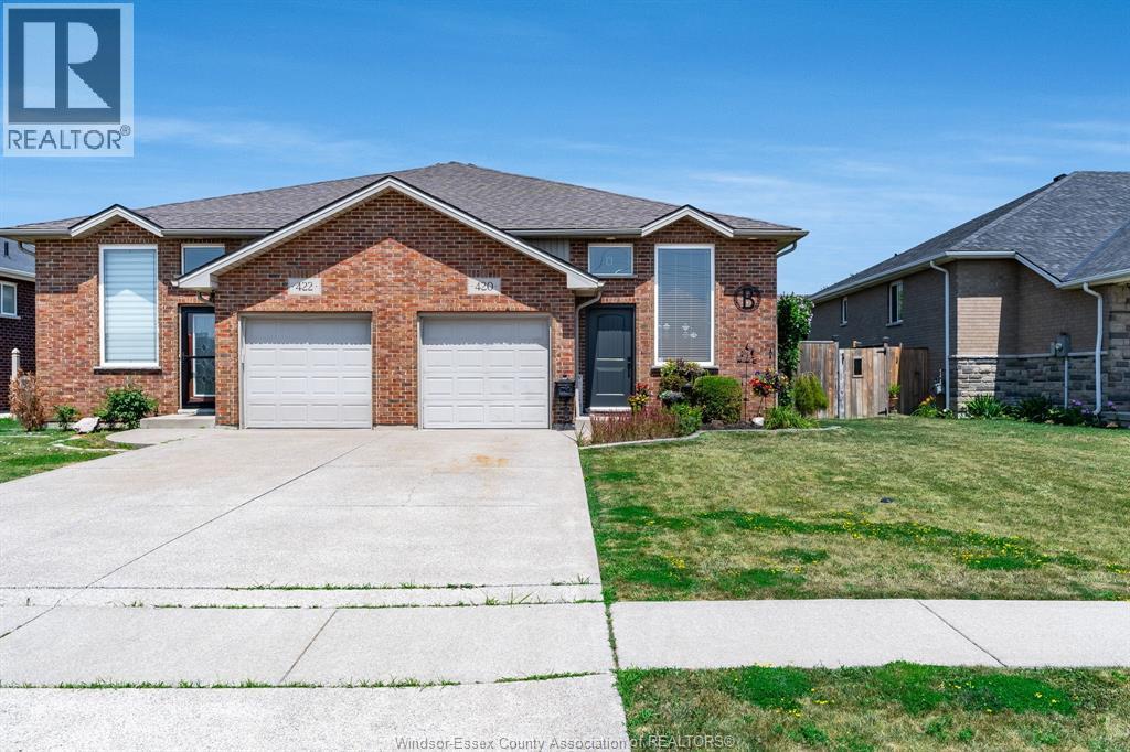 420 Marla Crescent, Lakeshore — photograph 2