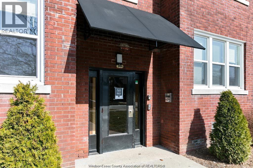 344 Partington Avenue #2, Windsor — photograph 2
