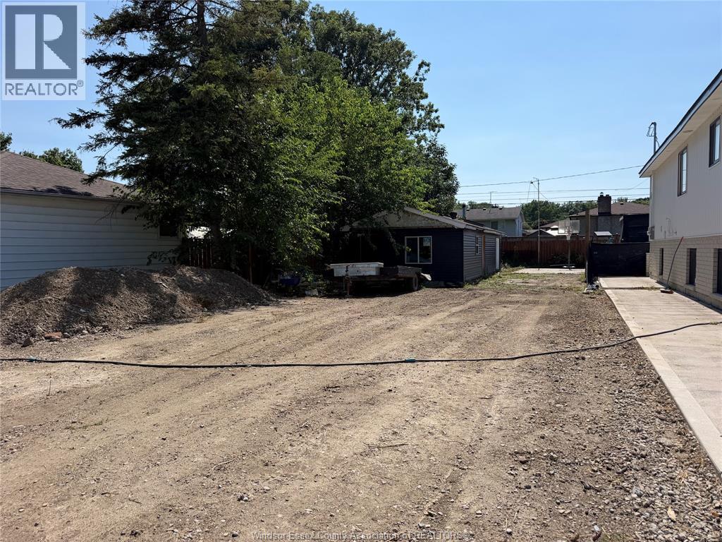 3747 Turner, Windsor — primary photograph