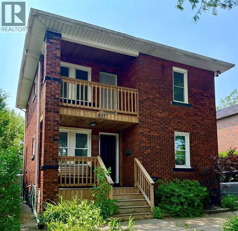 837 Louis Avenue #UPPER, Windsor — primary photograph
