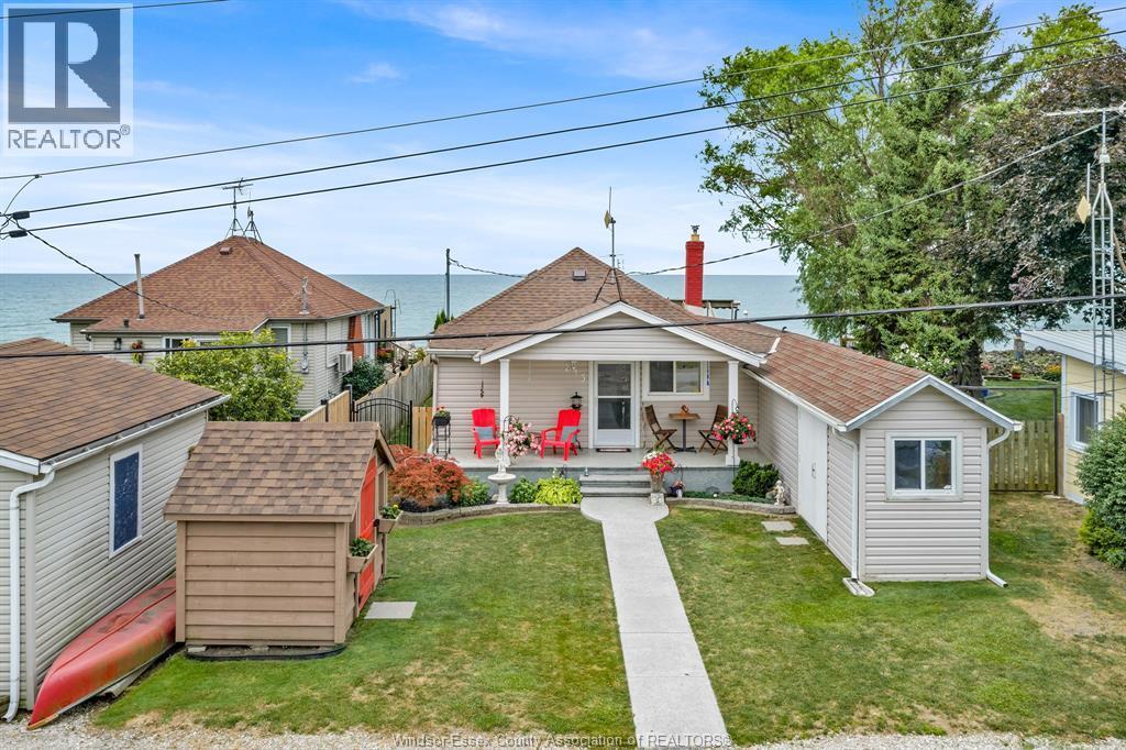 813 Erie Shores Dr., Colchester — primary photograph