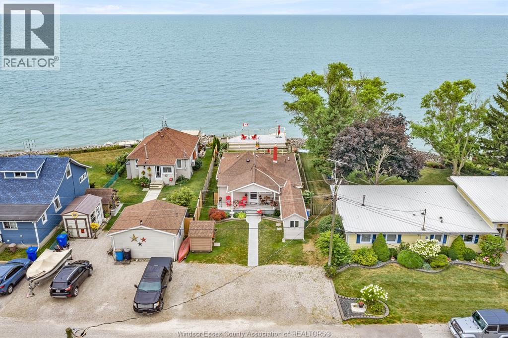 813 Erie Shores Dr., Colchester — photograph 2