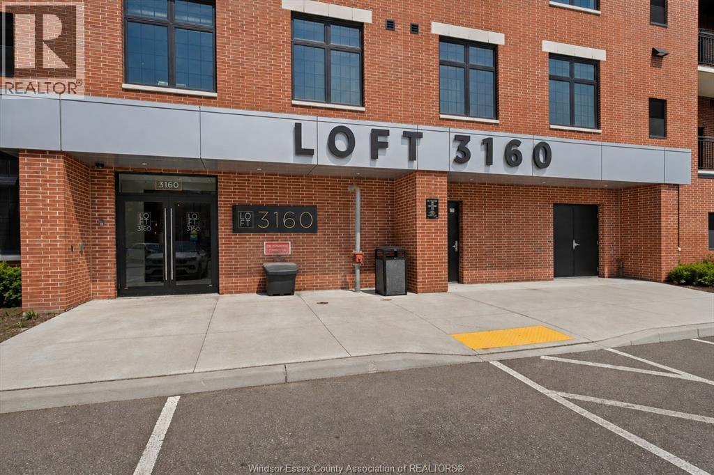 3160 Meadowbrook Lane #207, Windsor — photograph 2