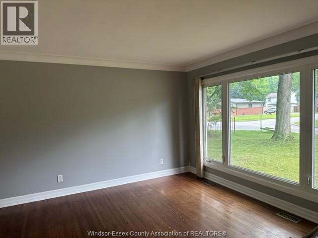 3505 Askin, Windsor — photograph 2