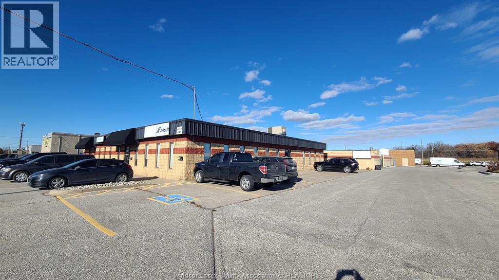 2996 Deziel Drive, Windsor — primary photograph