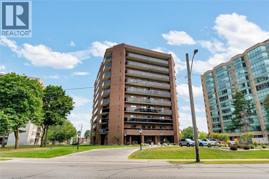 3663 Riverside Drive #207, Windsor — primary photograph