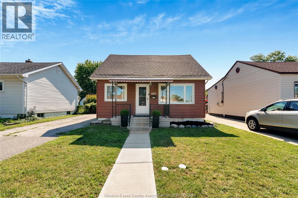 1667 Aubin, Windsor — primary photograph