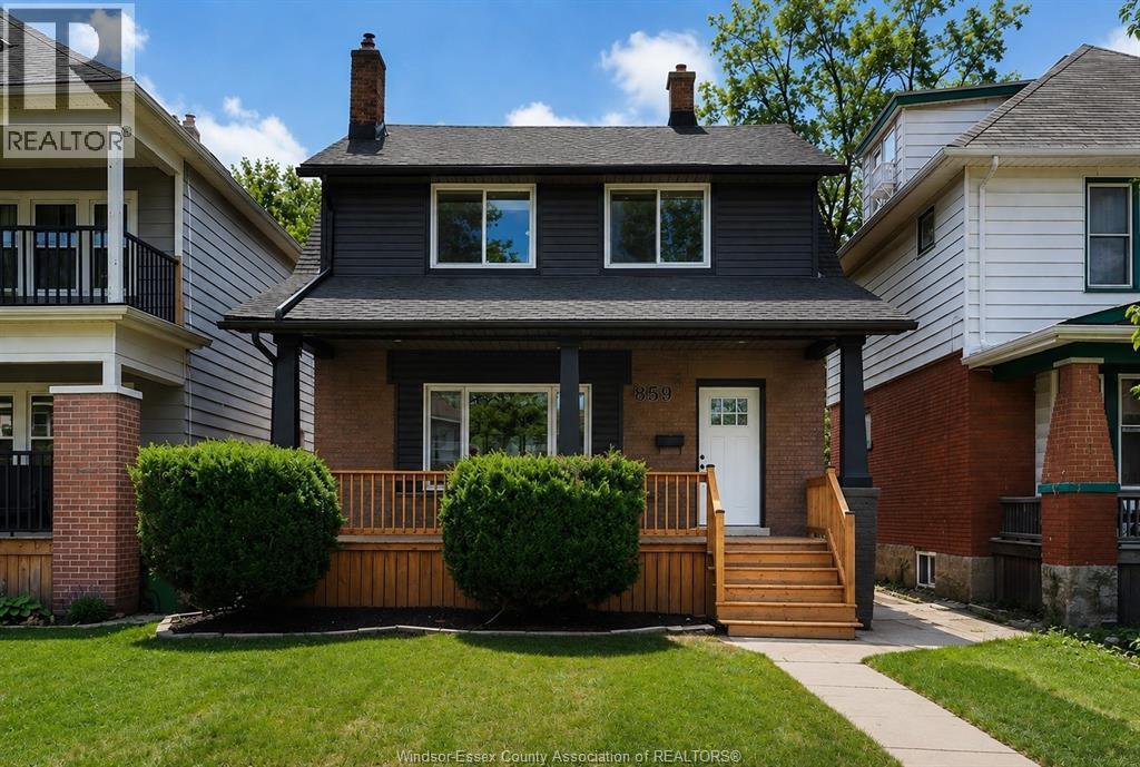 Single Family — 859 Moy Avenue, Windsor, Ontario
