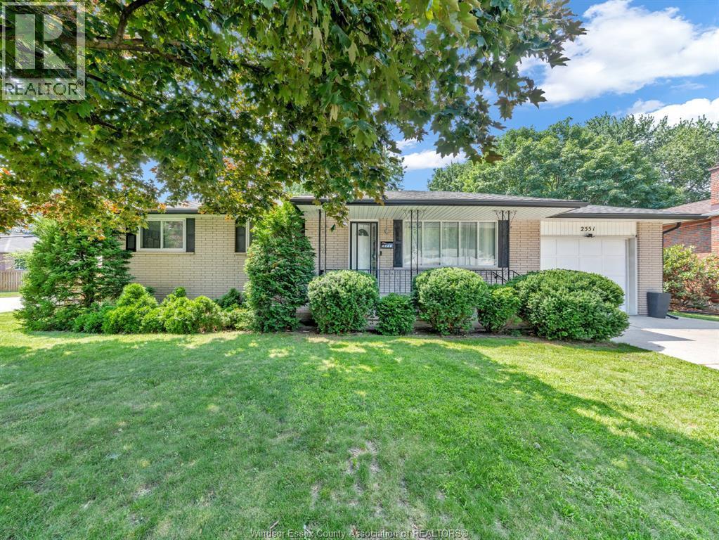 2551 Todd Lane, LaSalle — primary photograph