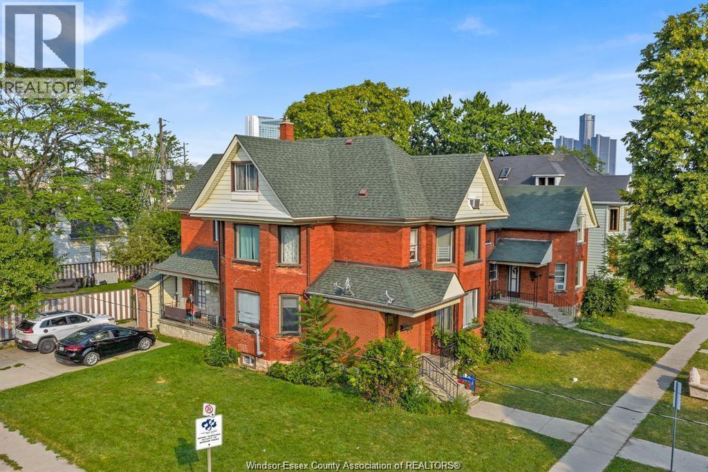 669 Marentette #UPPER, Windsor — photograph 3