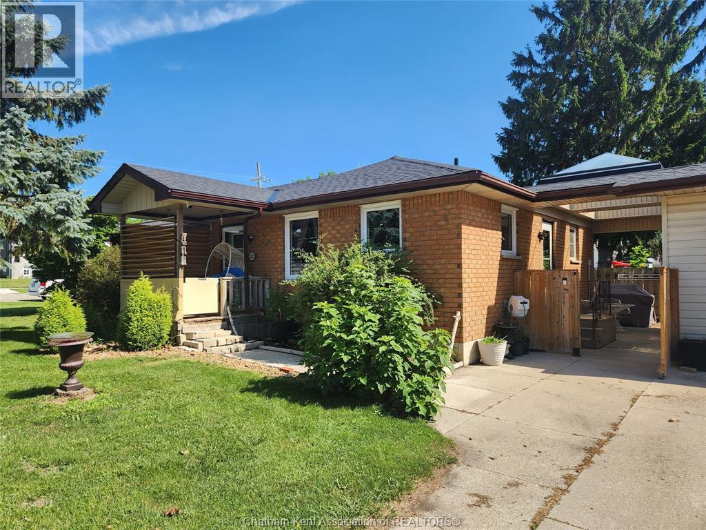 Single Family — 222 Catherine Street, Blenheim, Ontario