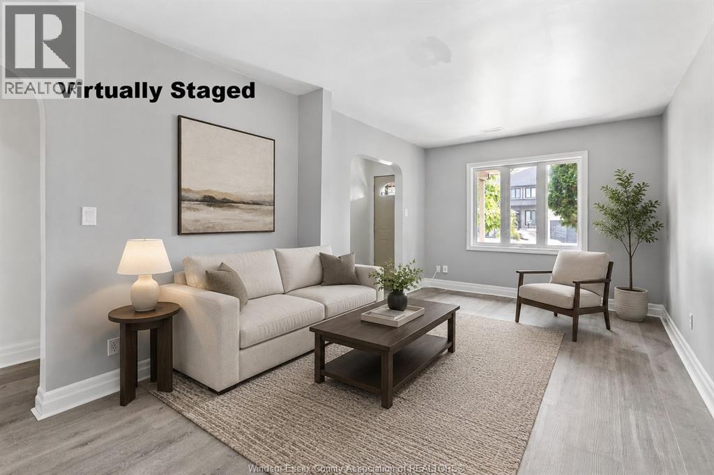1589 Drouillard, Windsor — photograph 2