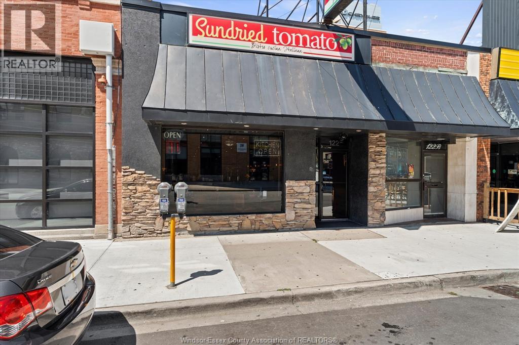 Business — 122 Chatham Street, Windsor, Ontario