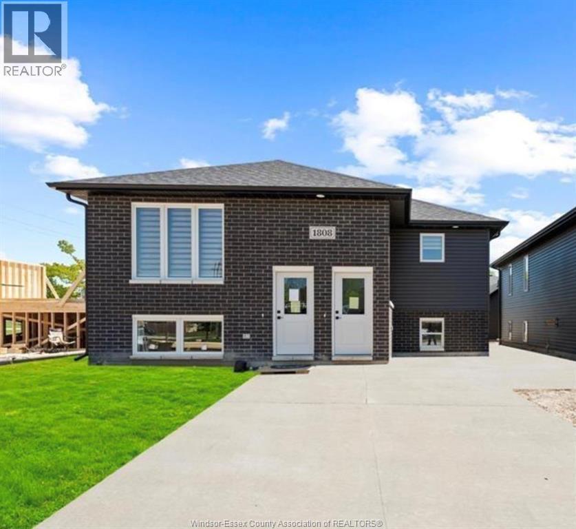 3-bedroom Single Family at 1855 Meldrum Road #1, Windsor — primary photograph