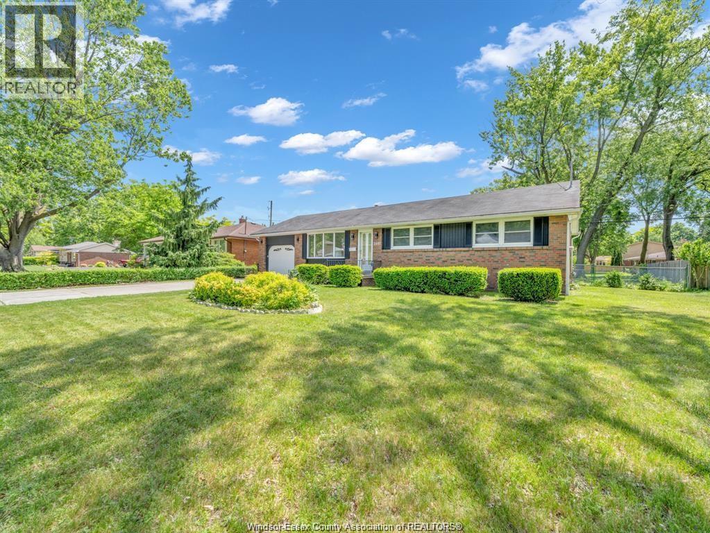 2445 Todd Lane, LaSalle — primary photograph