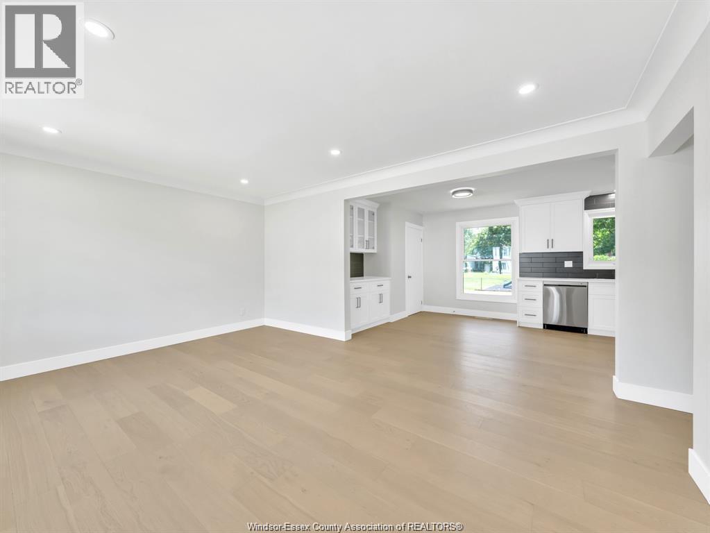 2445 Todd Lane, LaSalle — photograph 2