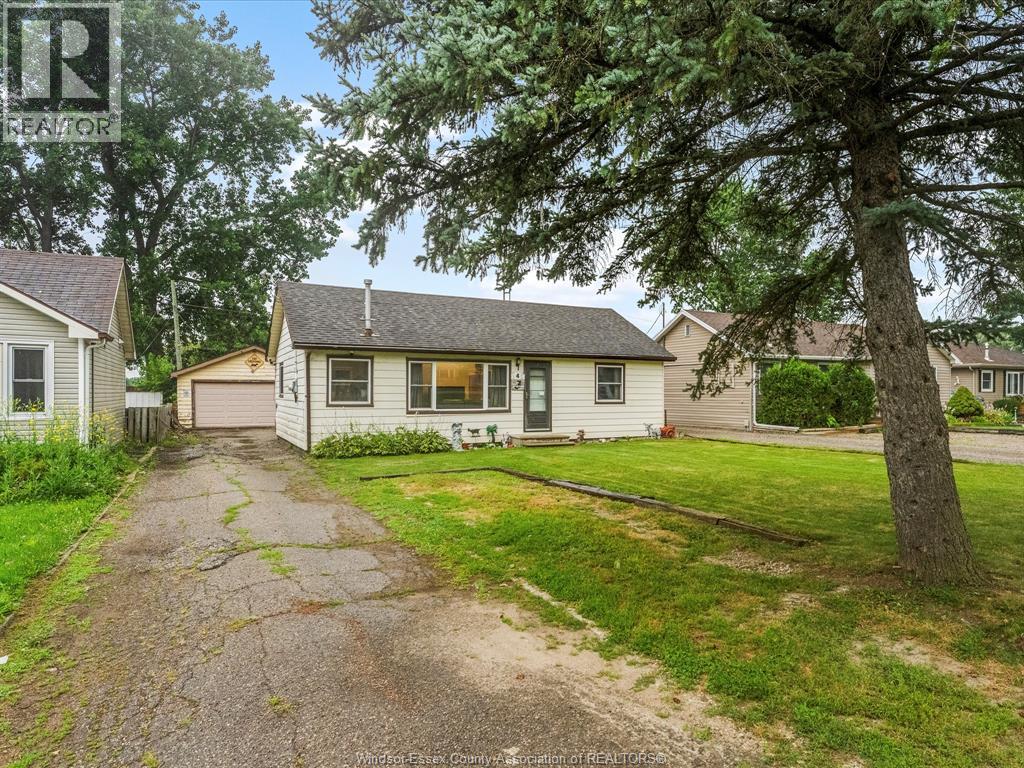 4 Standaert Road, Chatham-Kent — photograph 3