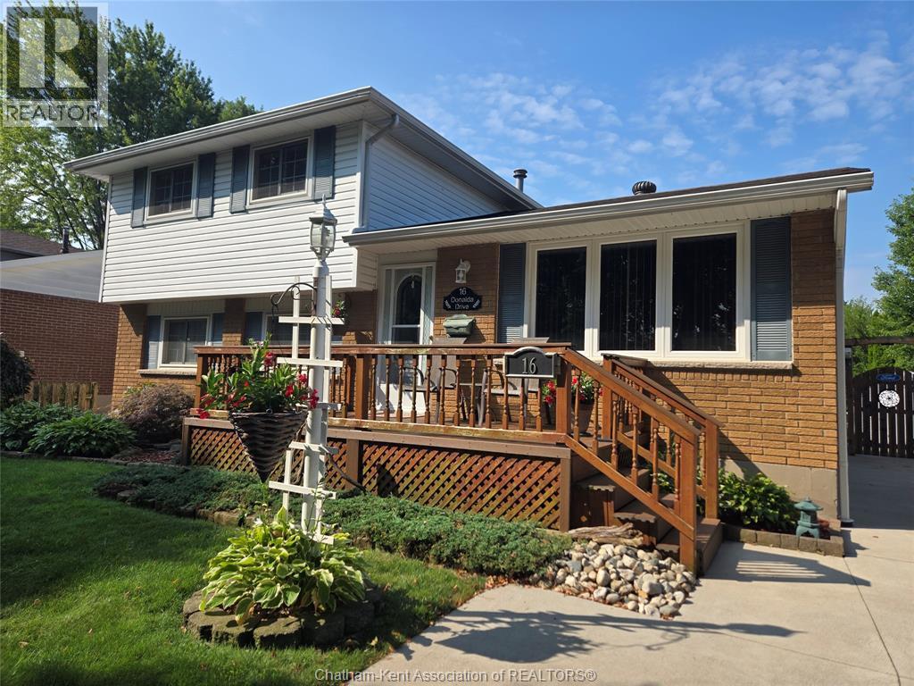 16 Donalda Drive, Chatham — primary photograph