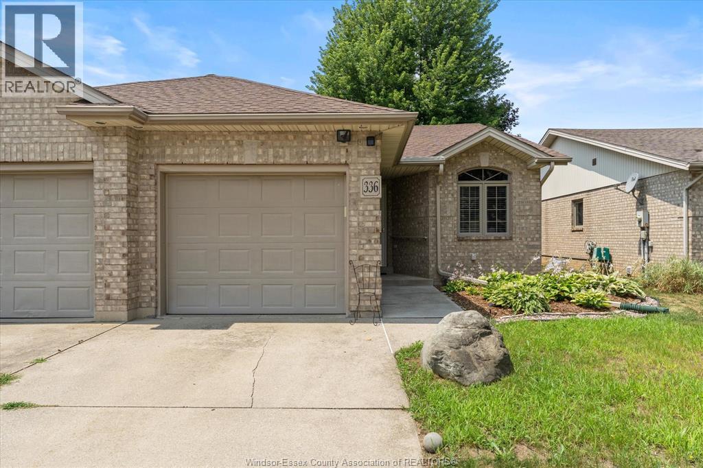 336 Rockport, Kingsville — photograph 3