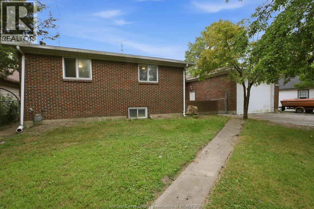 1441 Heritage Rd, Kingsville — photograph 3
