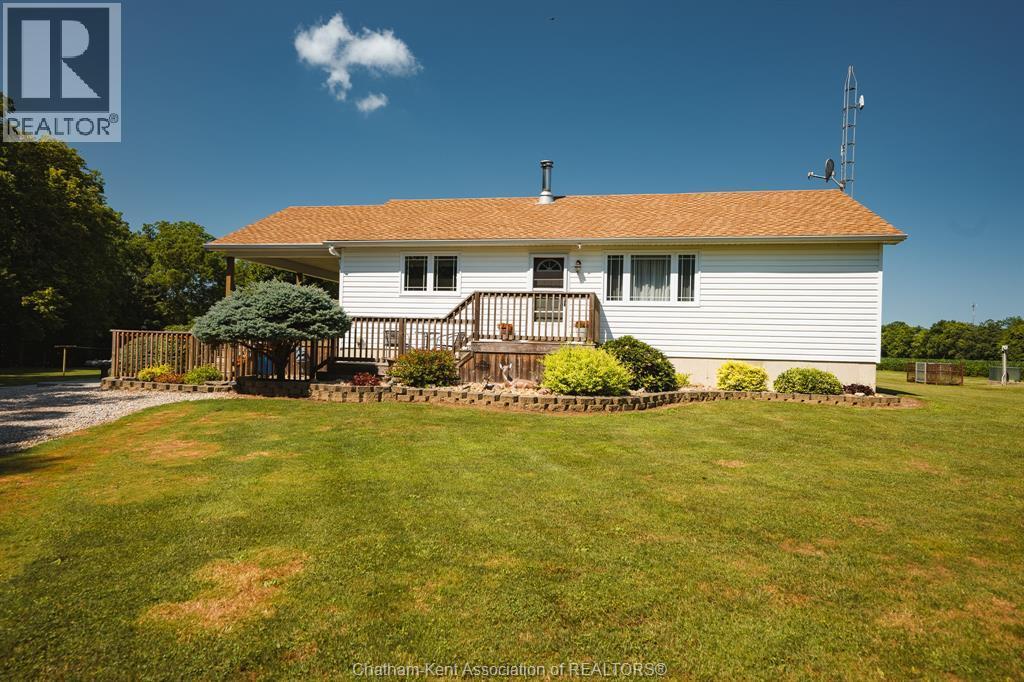 29712 Esterville Road, Dresden — photograph 3