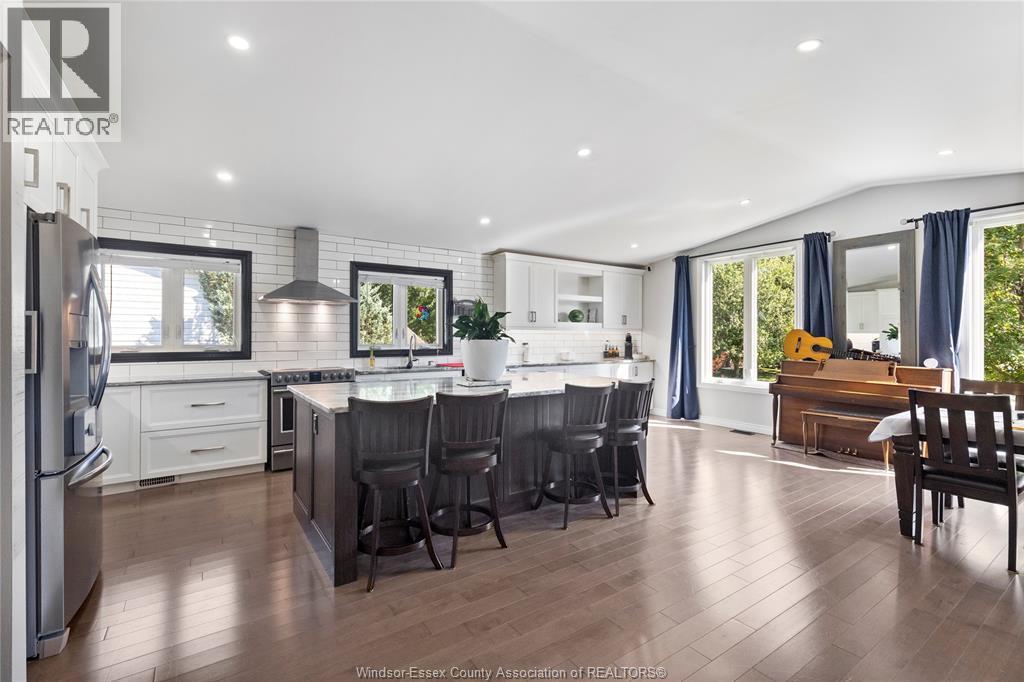 288 Ramblewood Drive, LaSalle — photograph 2
