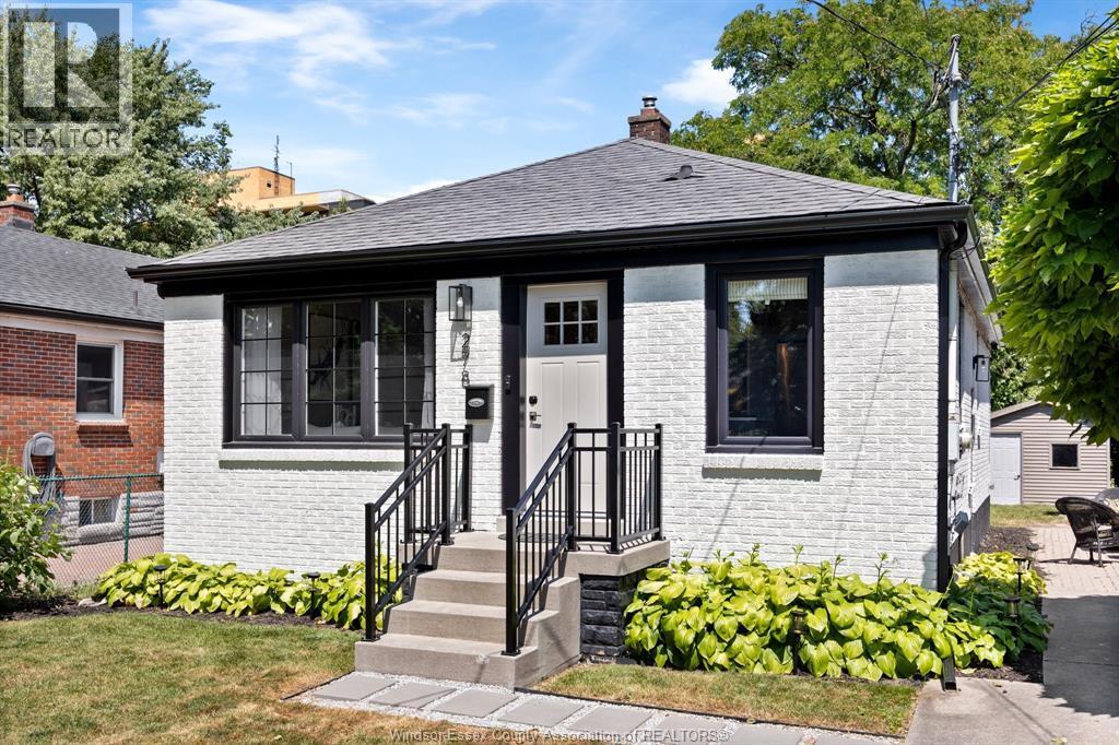 278 St. Paul, Windsor — photograph 2