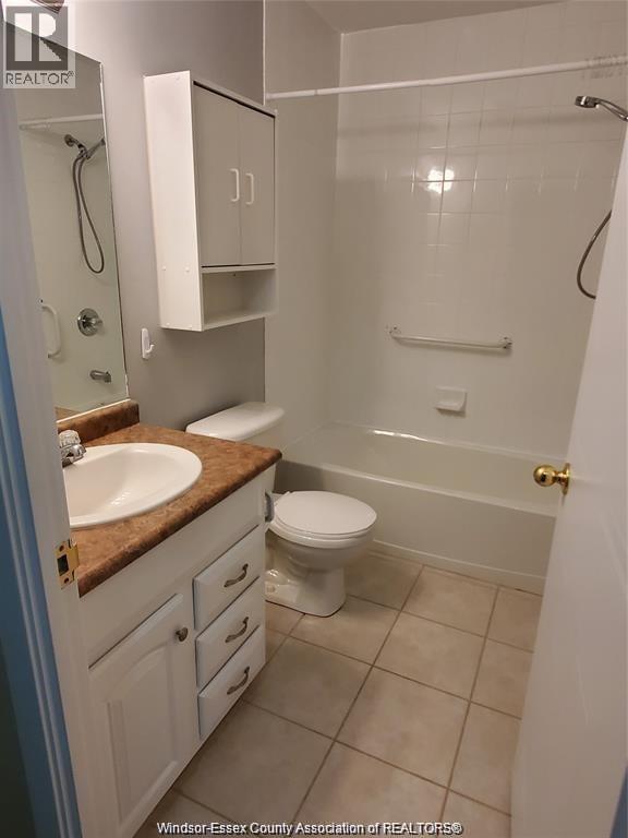 2592 Pillette Road #112, Windsor — photograph 3