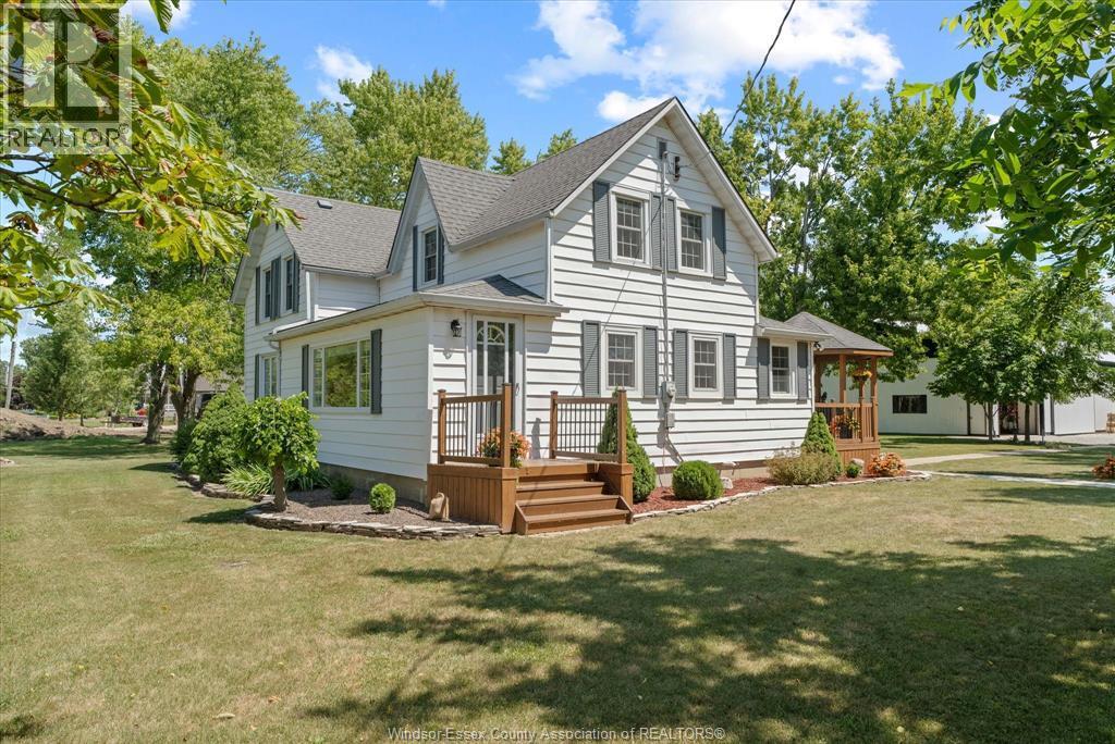 768 West Belle River Road, Lakeshore — primary photograph
