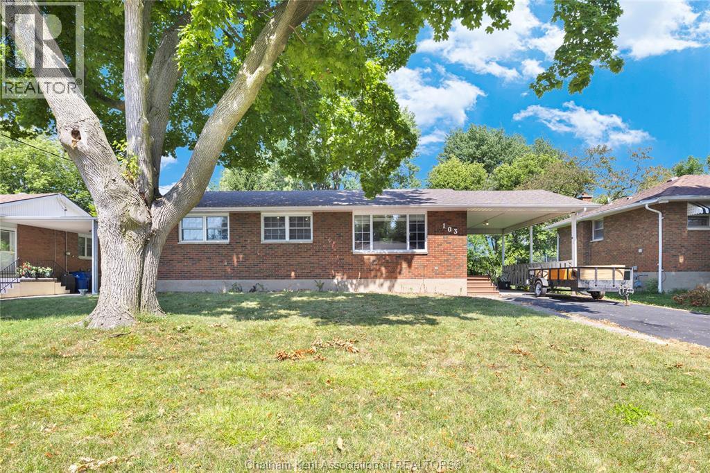 Single Family — 103 Coverdale Street, Chatham, Ontario