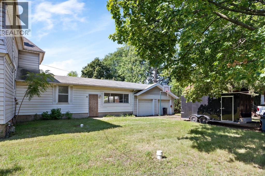 3770 Sandwich Street, Windsor — photograph 2