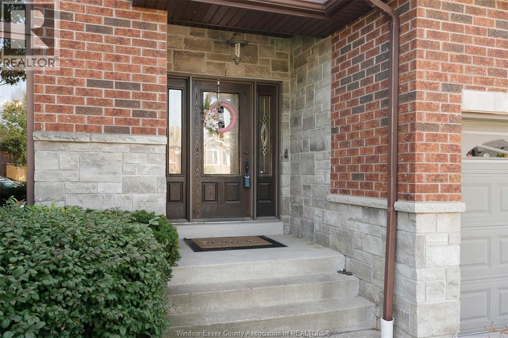2257 Askin, Windsor — photograph 3