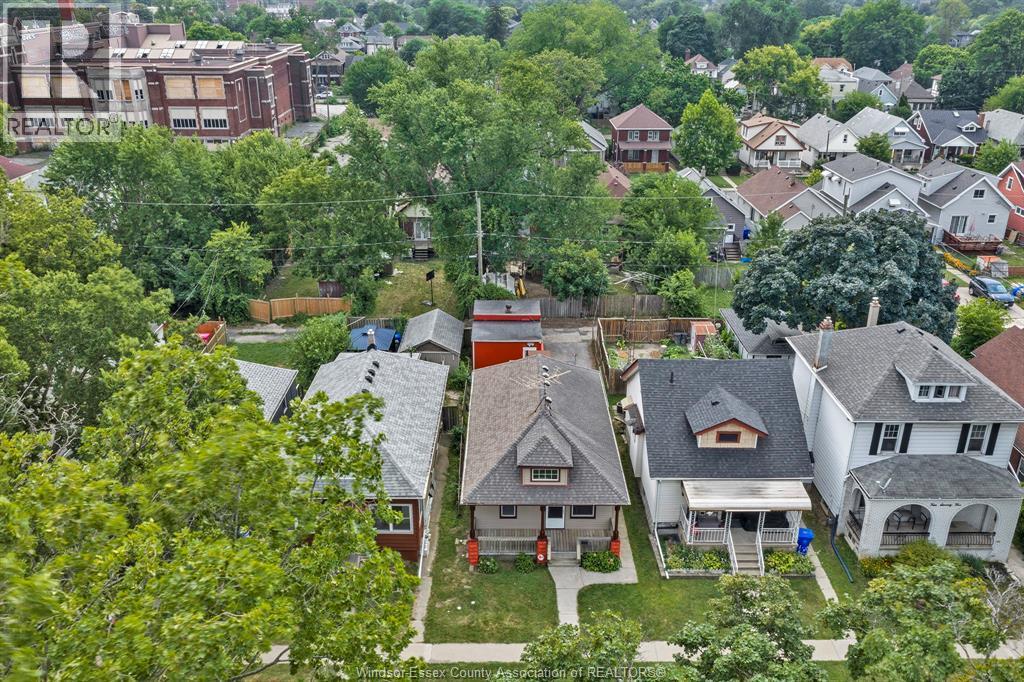 489 McKay, Windsor — photograph 3