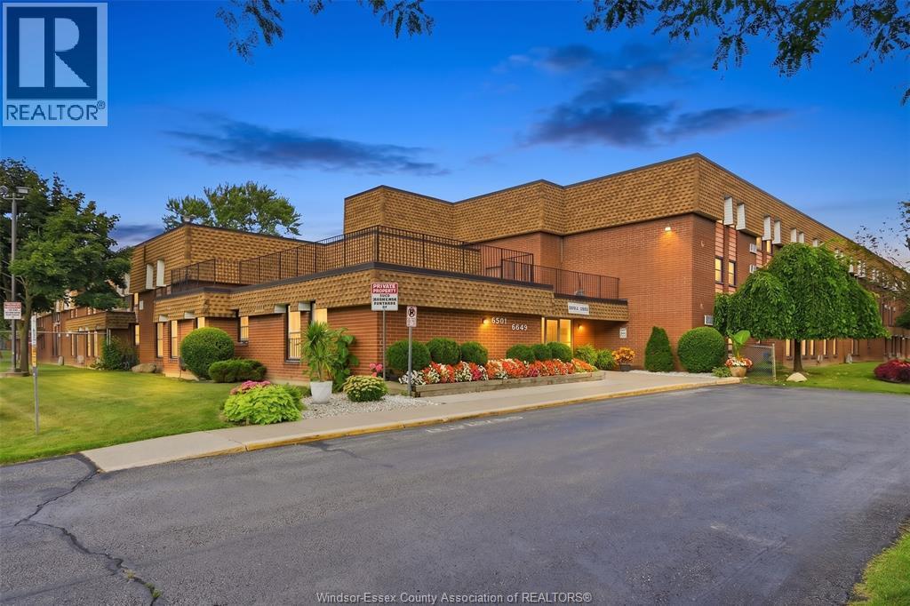 6635 Thornberry Crescent #387, Windsor — primary photograph