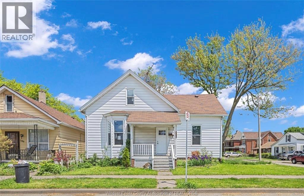 294 Louis Avenue, Windsor — primary photograph