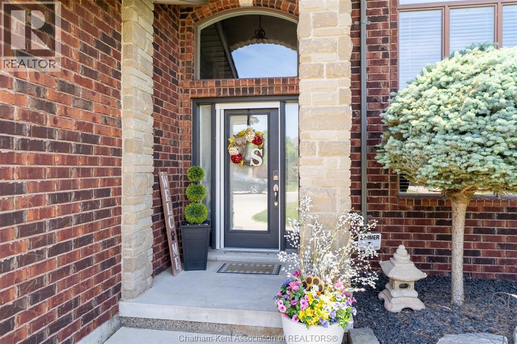 40 Enclave Place, Chatham — photograph 3