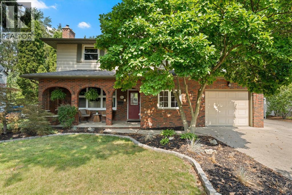 4060 Kennedy Drive, Windsor — primary photograph