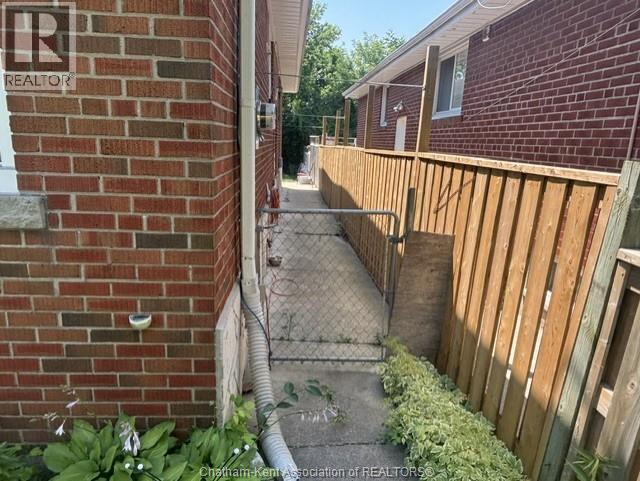 464 Brimley Road, Scarborough — photograph 3