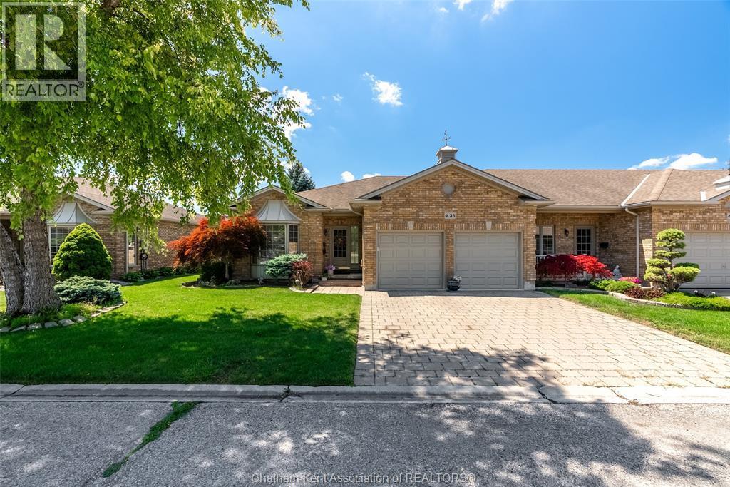 Single Family — 35 Home Place, Chatham, Ontario