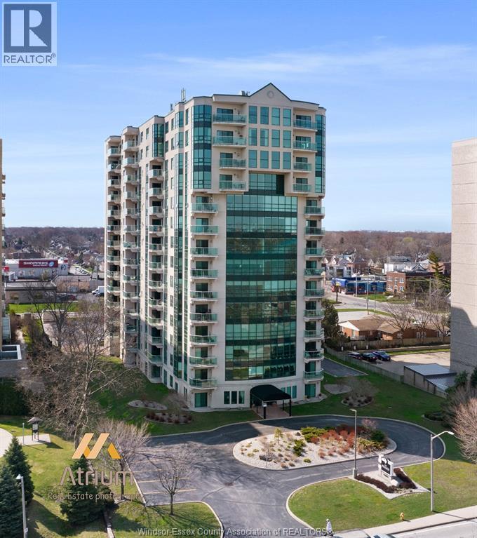 Single Family — 4789 Riverside Drive, Windsor, Ontario