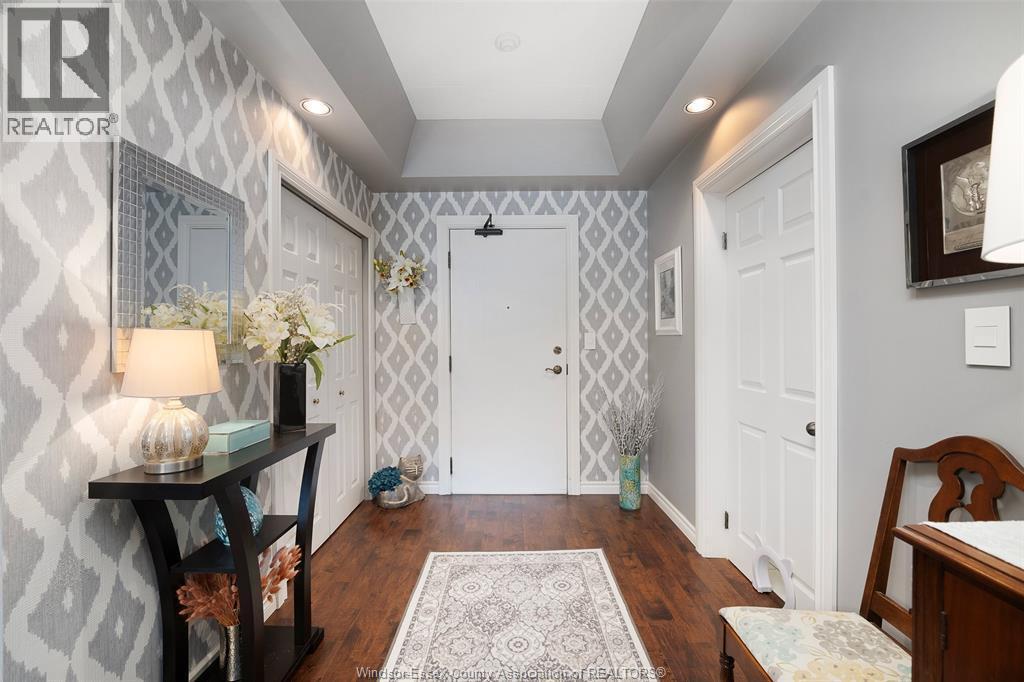 2-bedroom Single Family at 4789 Riverside Drive #203, Windsor — photograph 3
