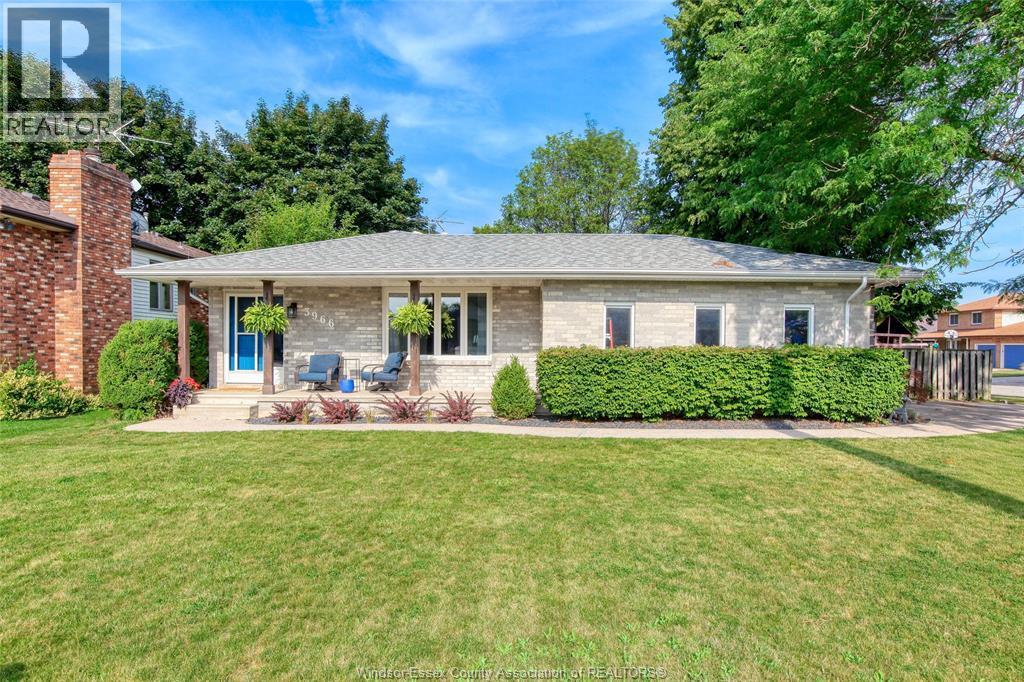 4-bedroom Single Family at 3966 Concession Rd 3, Amherstburg — photograph 3