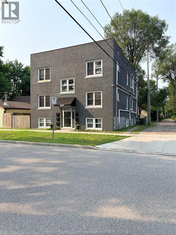 1-bedroom Single Family at 459 Watkins Street #1, Windsor — photograph 2
